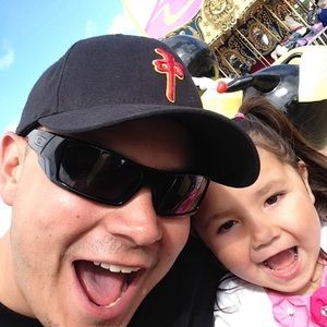 Meet your Posher, Derek